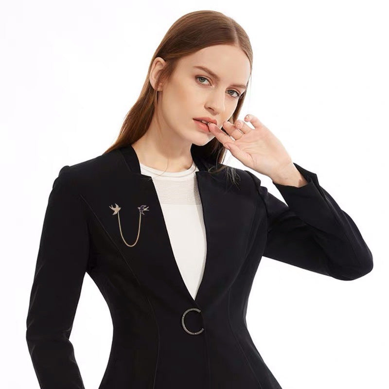 Chic star shape brooch with chain