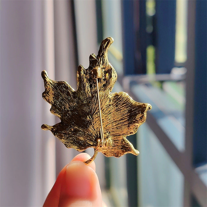 Brooch styled on a fashion outfit - image 4