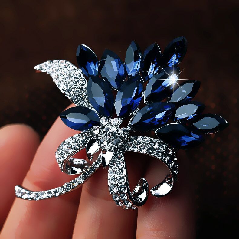 flower bouquet brooch rhinestones elegant accessory