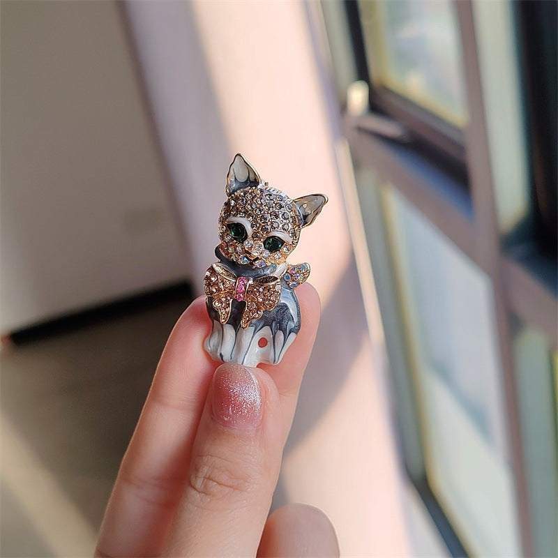 Fashion Brooch for Winter Image 3