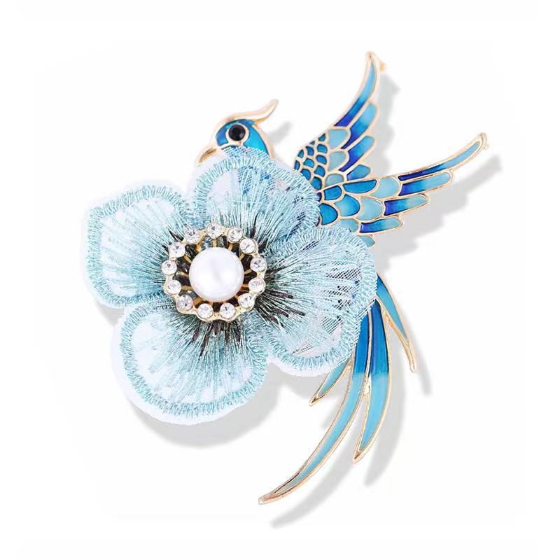 Vintage embroidered floral brooch blue phoenix