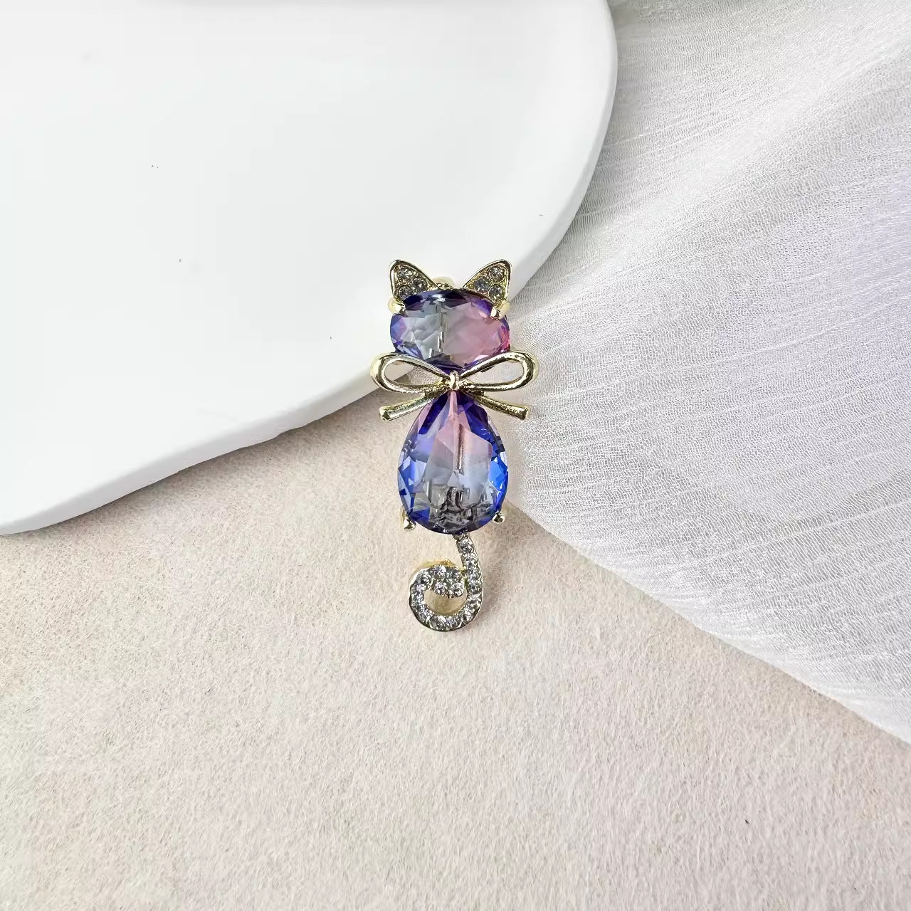 Secure Back Brooch - Image 7