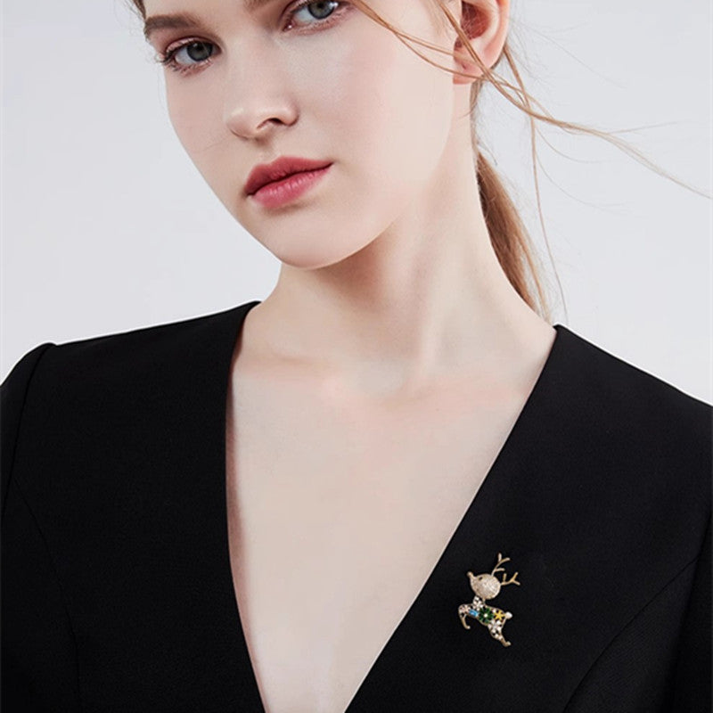 elegant seasonal accessory for men and women