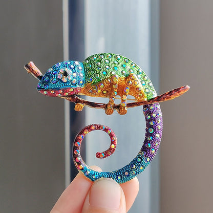 Wearing Lizard Brooch