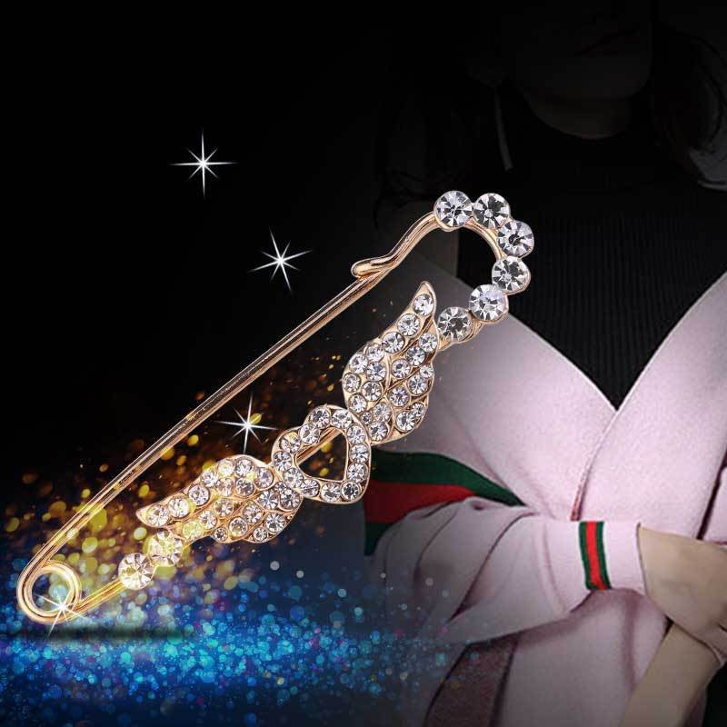 Anti-Slip Fashion Brooch - Image 3