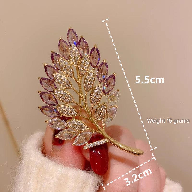 Elegant maple leaf pin accessory