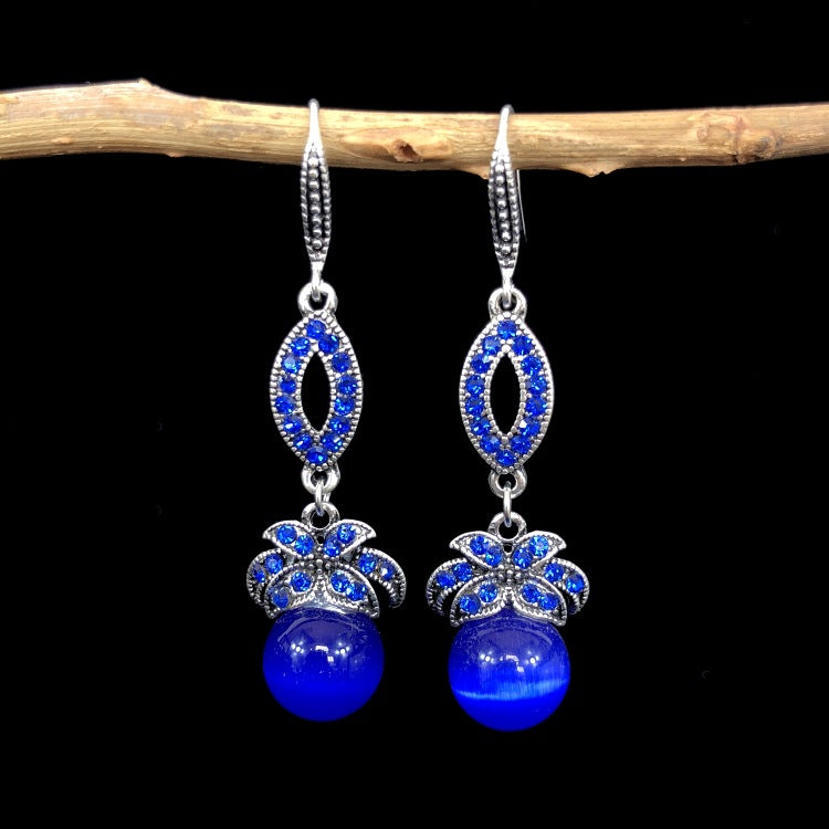 Beautifully Packaged Dangle Earrings - Image 5