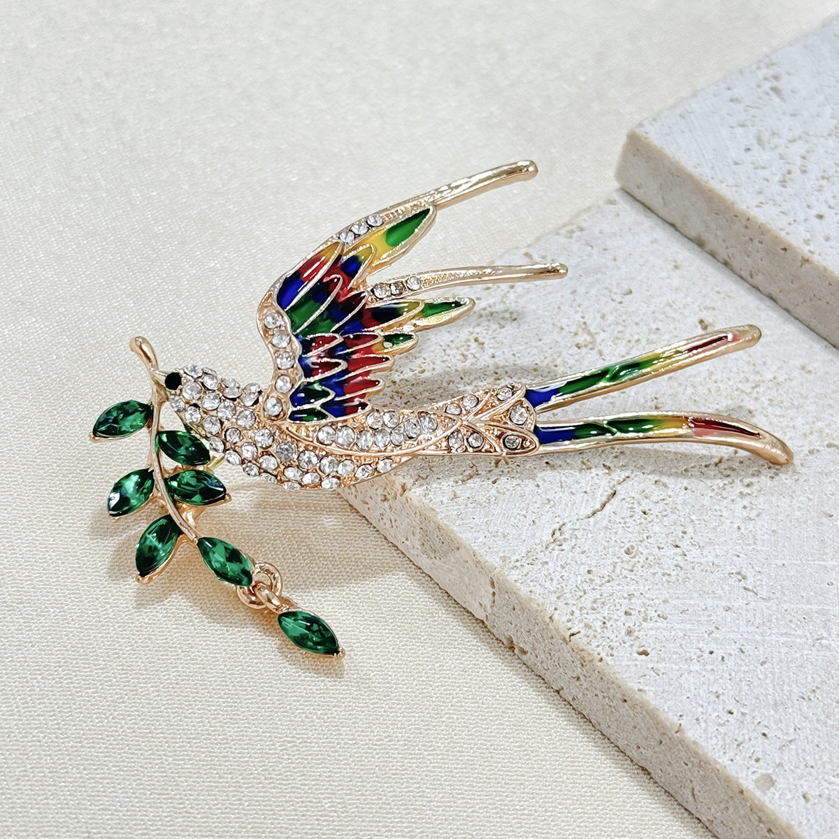 Charming Swallow Brooch Pin