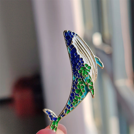 Unique fashion brooch