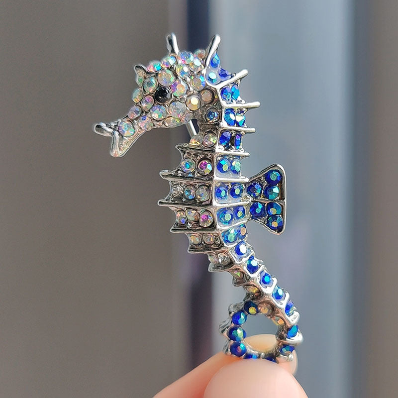 Cartoon Seahorse Pin Brooch Men's and Women's Accessory Image 2