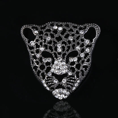 Owl motif pin brooch