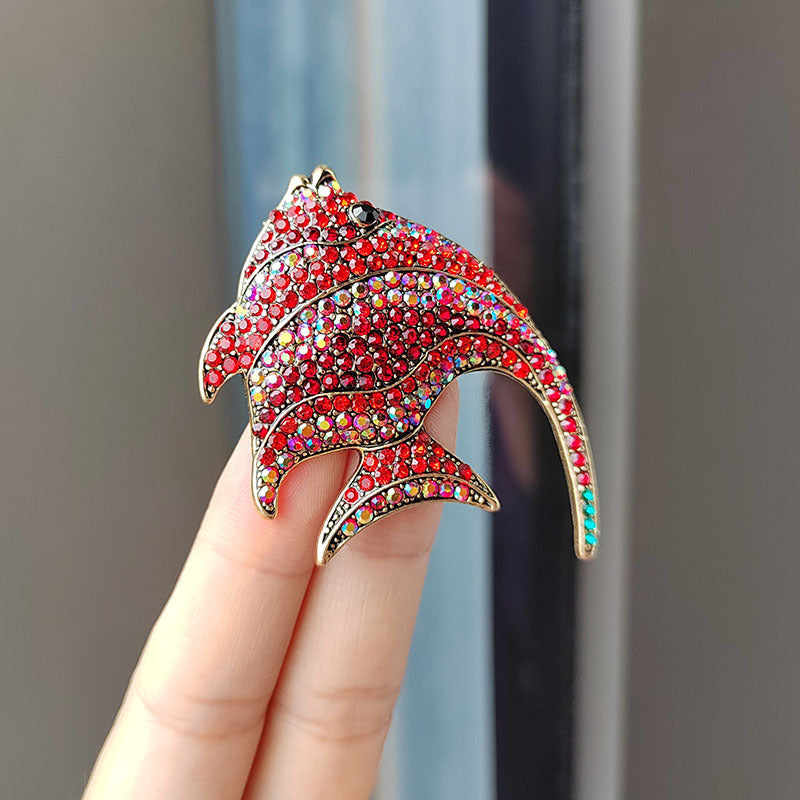 Tropical Fish Brooch Close-up View