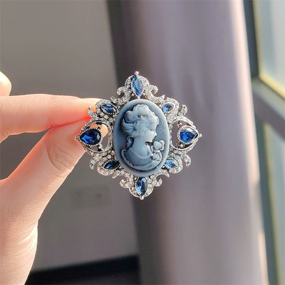 Artistic head design brooch for fashion