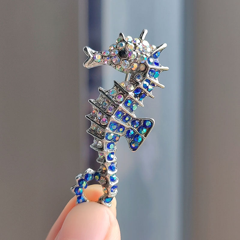 Casual or Formal Use Seahorse Brooch Image 4
