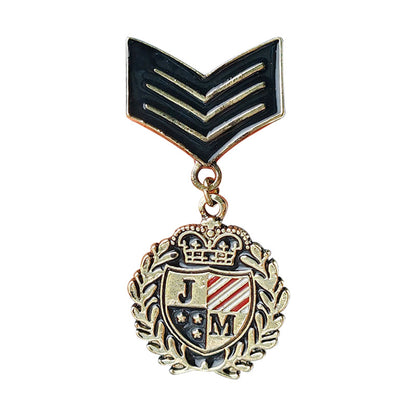 Stylish crown shield brooch for gifting