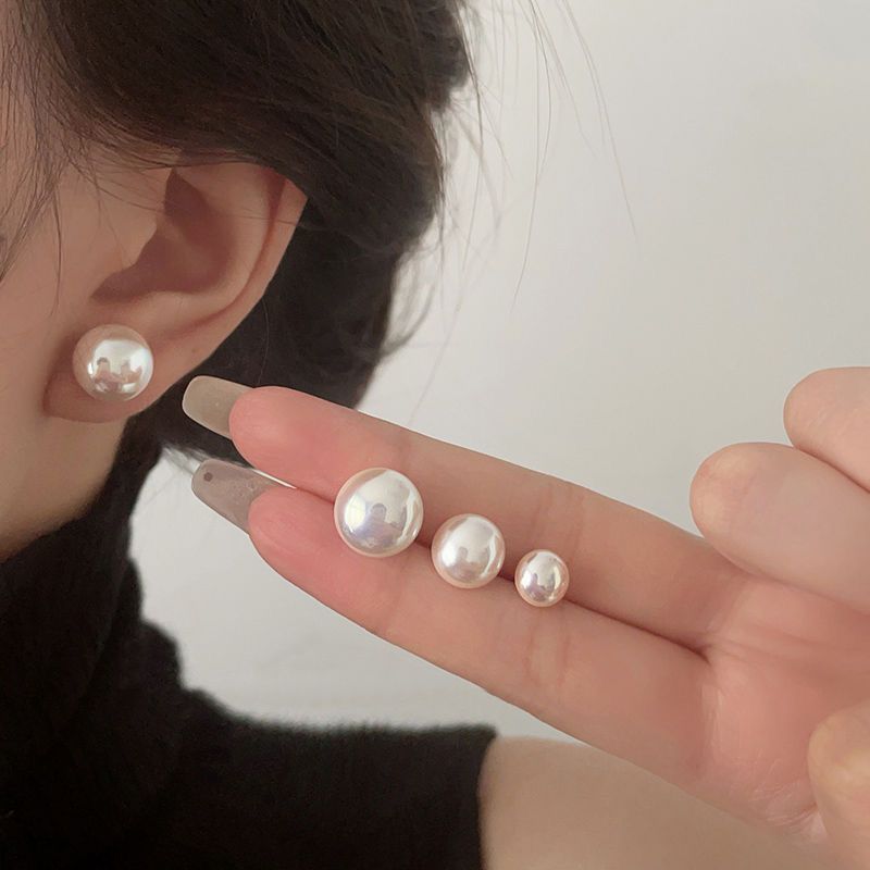 Stylish Silver and Pearl Earrings - Image 4