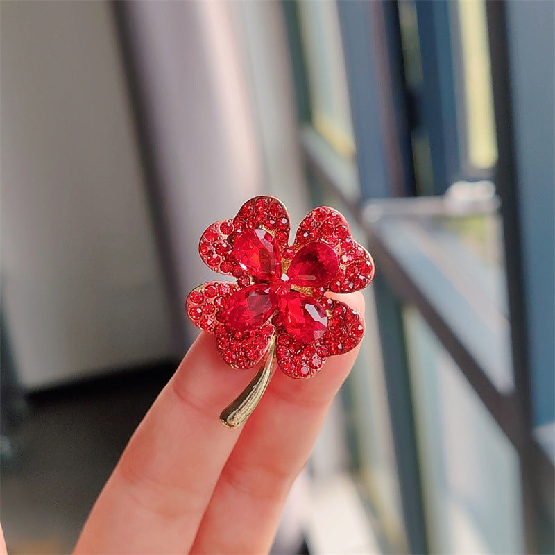Stylish women brooch accessories