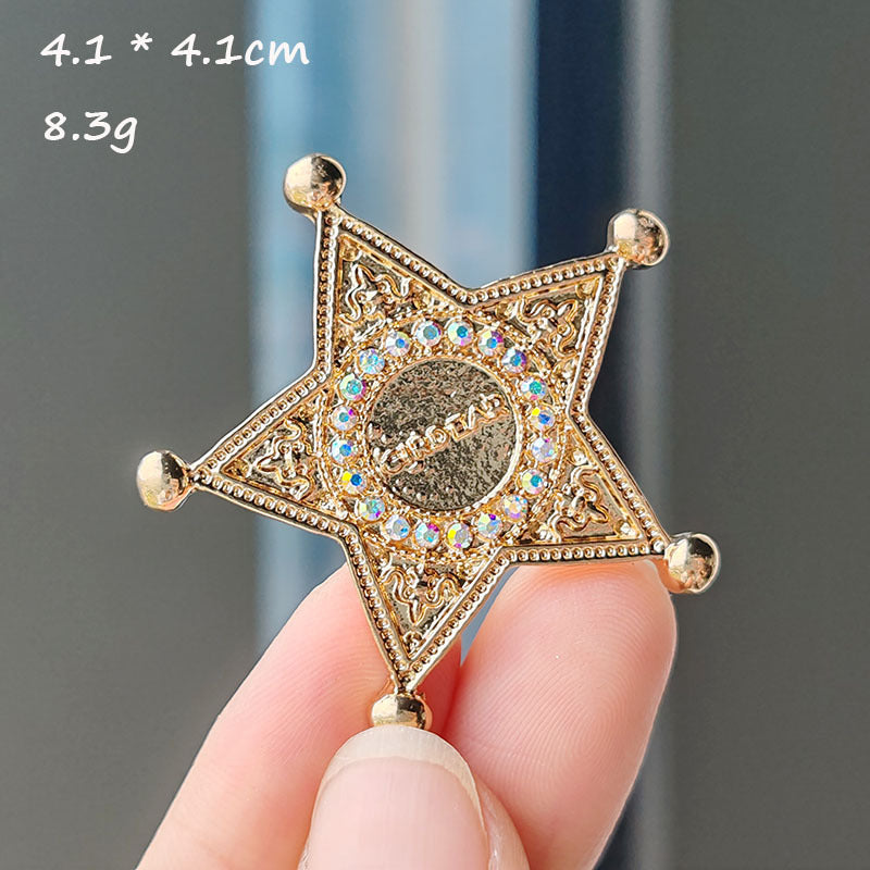 Assorted designs of vintage brooch