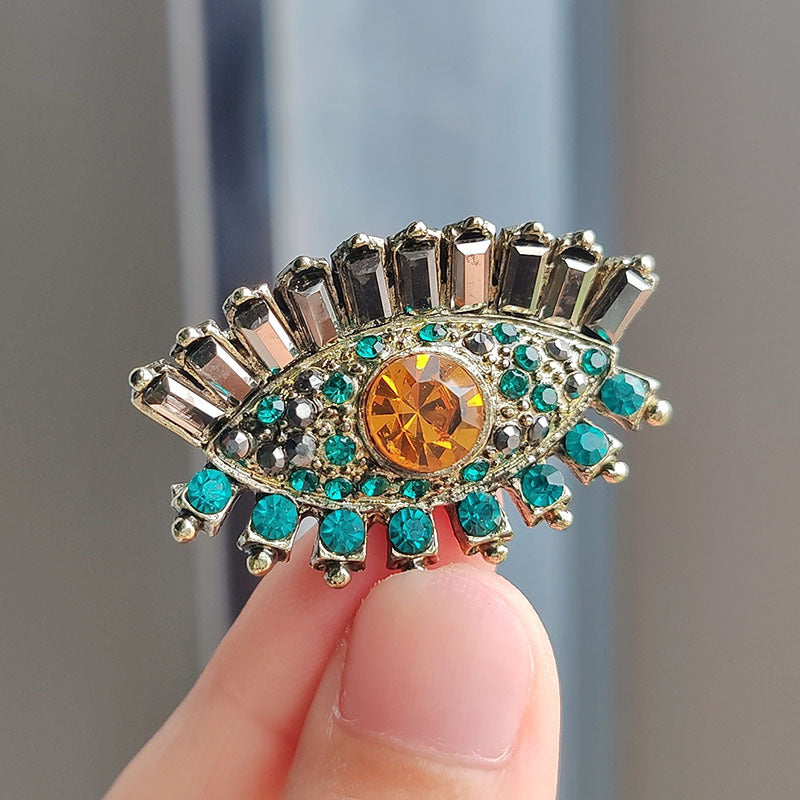 Versatile fashion accessory pin - image 6