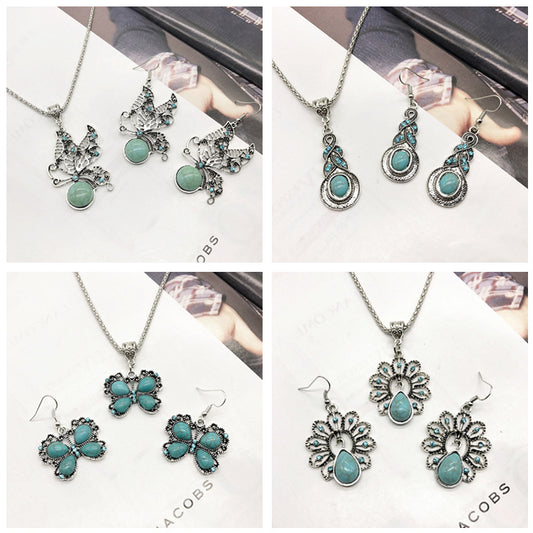 Necklace showcasing adjustable features and vintage style - image 3