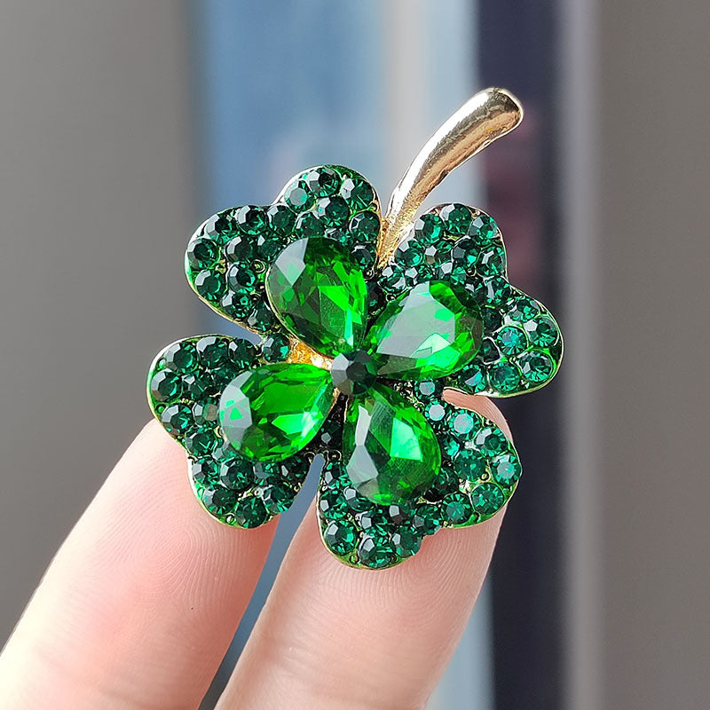 Stylish women brooch accessories