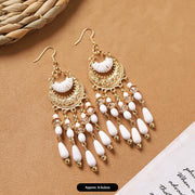 18 - Lively Moonlight White Tassel