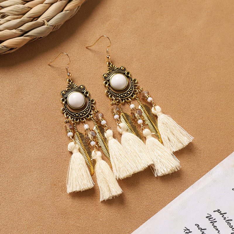 Elegant vintage style earrings
