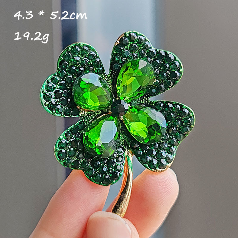 Sleek cat eye stone brooch