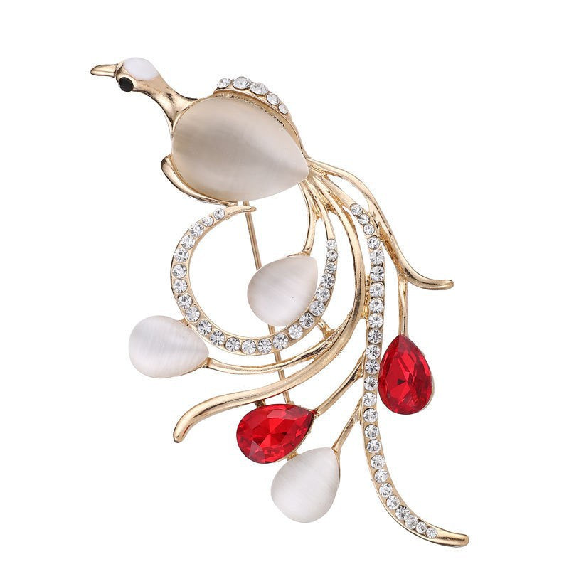 Elephant decorative brooch