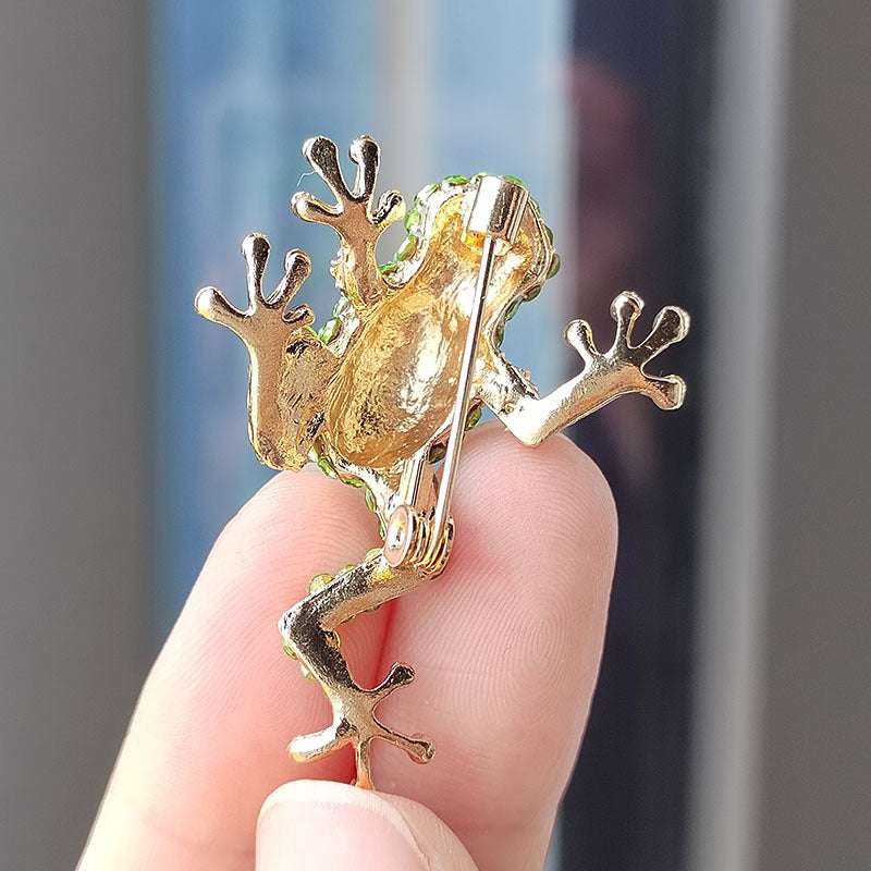 Charming Frog Brooch image 3