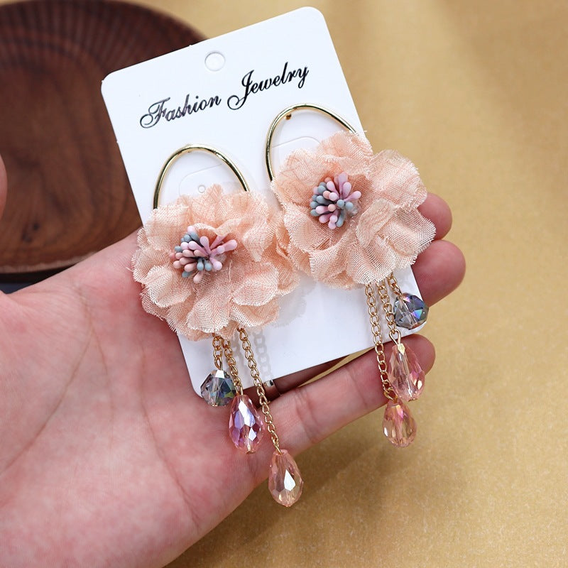 Intricate design detail of tassel earrings image 6