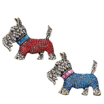 Charming brooch suitable for casual and formal occasions