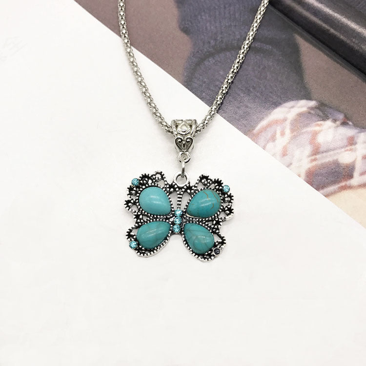 Stylish layering ideas with bohemian jewelry - image 9