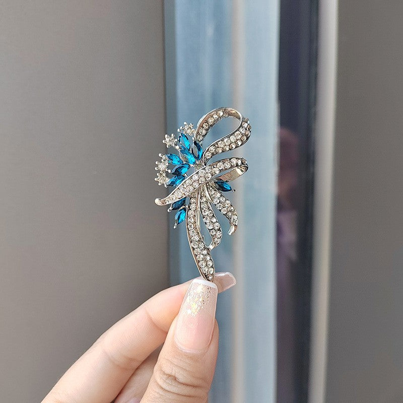 Vintage Floral Brooch with Gemstone Accents - Purple Color