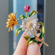 XZ0257-6 Three Daisies Multicolor