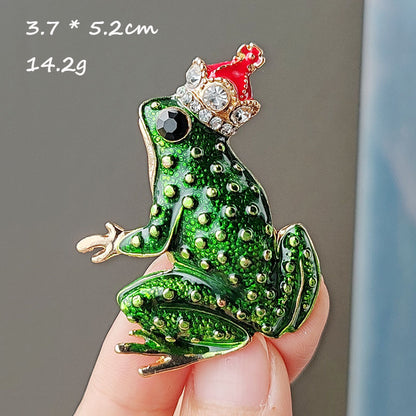 Charming Frog Brooch image 3