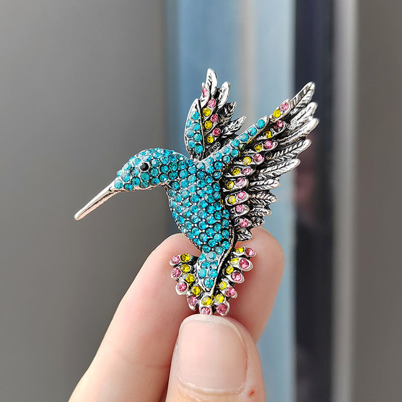 Fashion Accessories with Rhinestone Brooch 4