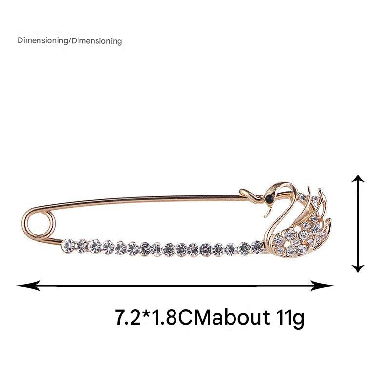 Close-up of Pearl Brooch - Image 8