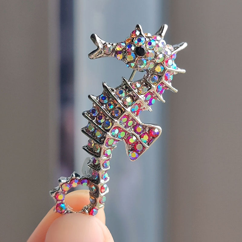 Cartoon Seahorse Pin Brooch Men's and Women's Accessory Image 2