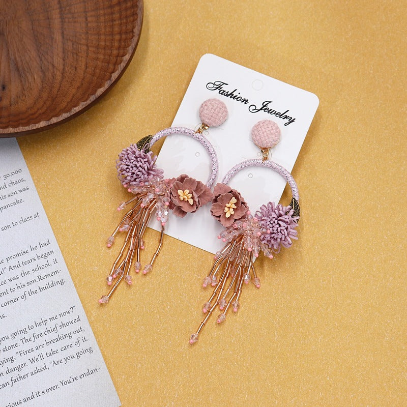 Earrings in stylish display box image 8