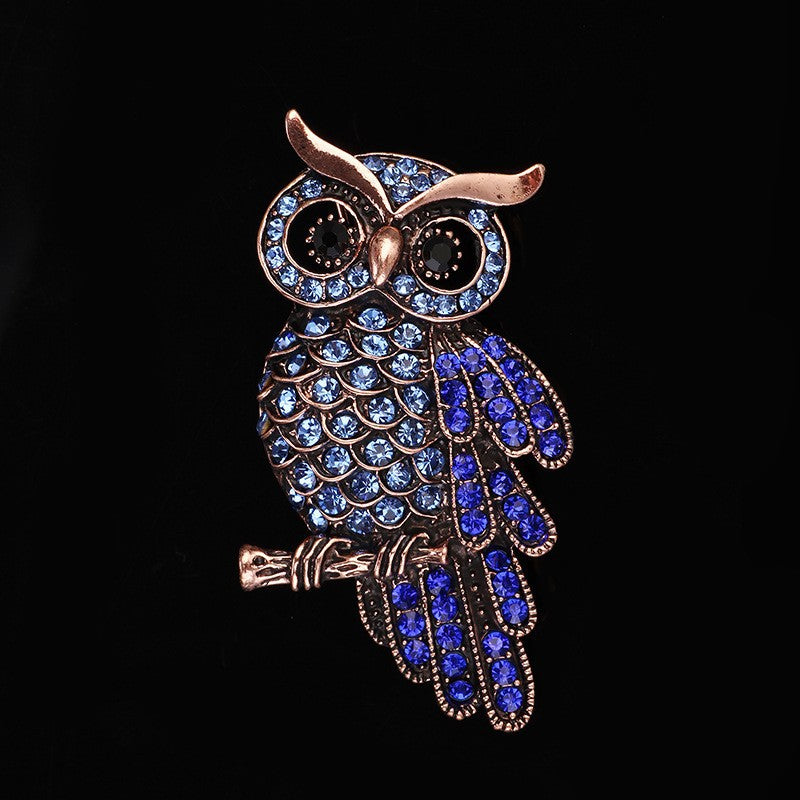 Cat head brooch