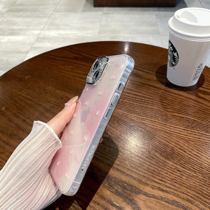 Stylish Tulip Shell Pattern TPU Case for iPhone 15/14/13, Shockproof & Trendy Design