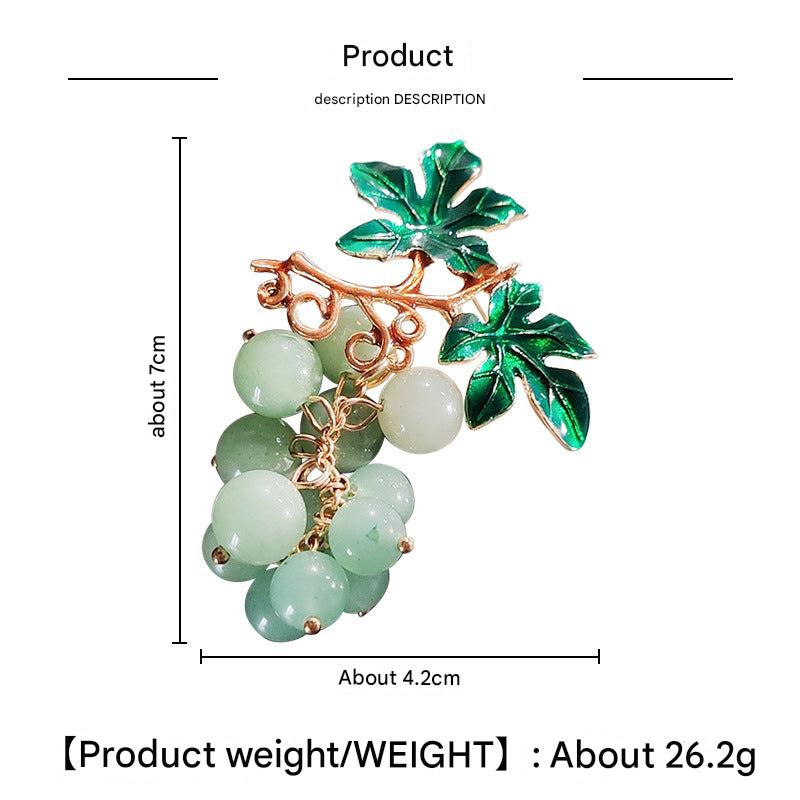 Stylish pin brooch for cardigans