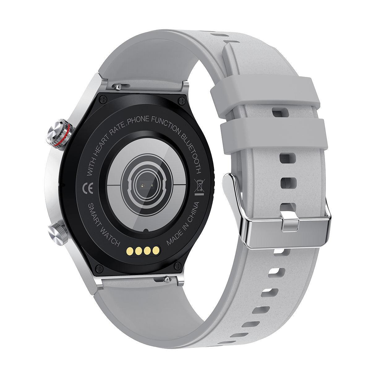 QW33 Smartwatch on Arm