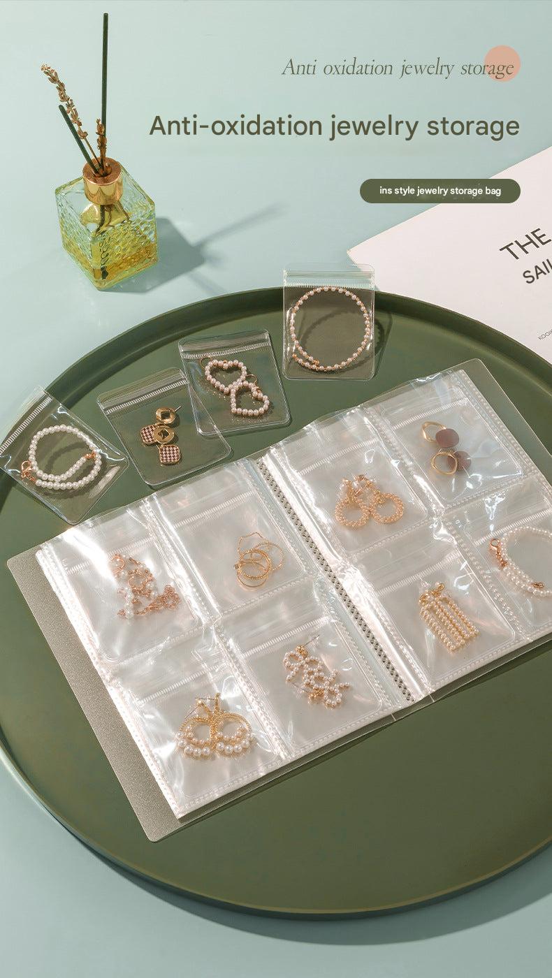 Compact jewelry case open