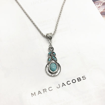 Stylish layering ideas with bohemian jewelry - image 9