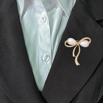 Alloy and Rhinestone Brooch - Image 7