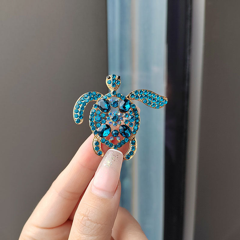 Turtle brooch rhinestone design