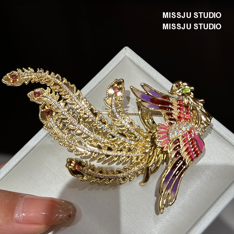 Beautiful brooch in KC Gold color image 9