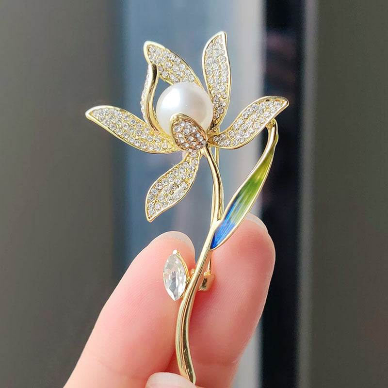 Fashionable floral accessory worn on a jacket - image 7